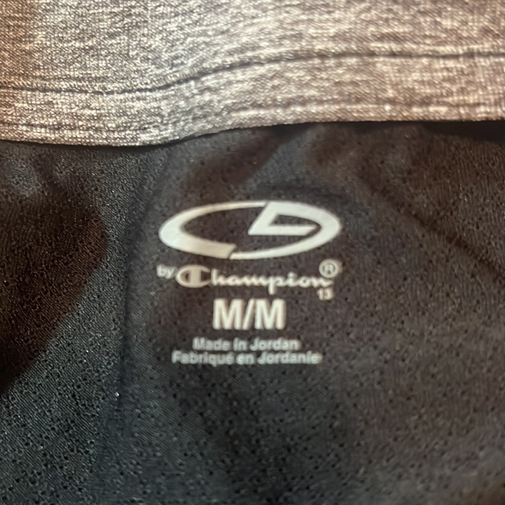 Champion Pullover - Picture 5 of 5